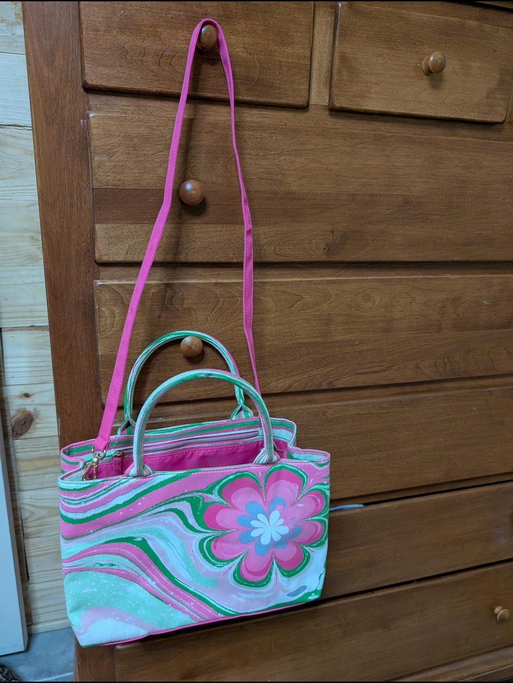 Estee Lauder Pink & Green Floral Crossbody with Detachable Strap - Picture 2 of 7